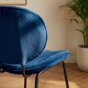 Lot de 2 chaises SHELIO velours bleu pieds métal noir